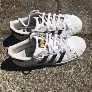 adidas superstars